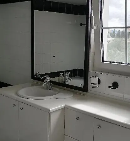 ευχάριστη στη στην περιοχή 