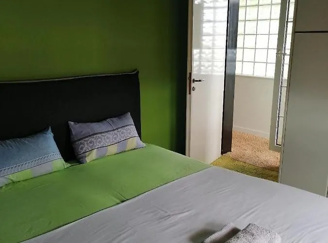 ευχάριστη στη στην περιοχή 